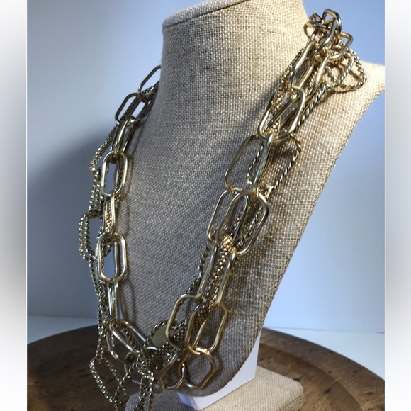 New in box, Chunky gold toned quadruple chain statement necklace. - Picture 5 of 9